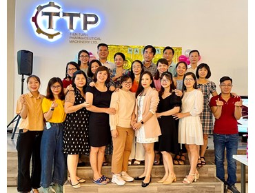 Mừng Quốc Tế Phụ Nữ 8/ 3